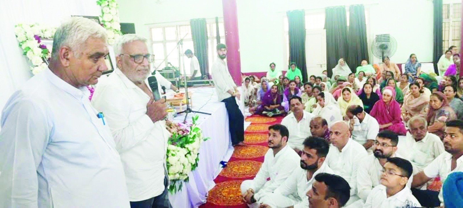 पार्षद मिथुन वर्मा के पिता देवेंद्र वर्मा को श्रद्धांजलि देने हजारो लोग उमड़े